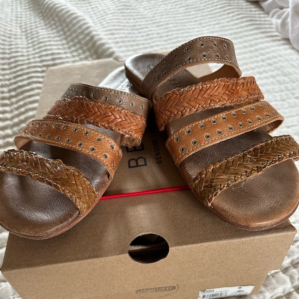 Bedstu Sandals